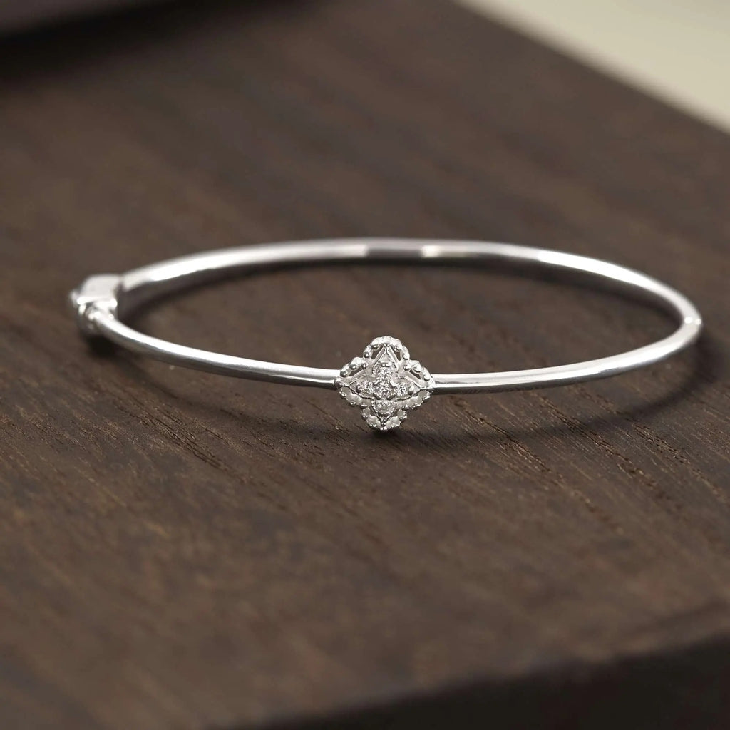 925 Sterling Silver Four-Leaf Clover Bracelet with Gemstones - VCB521
