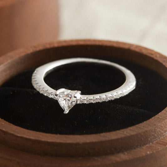 925 Sterling Silver Ring with Heart-Shaped Moissanite Diamond Center Stone - VCR513-MS