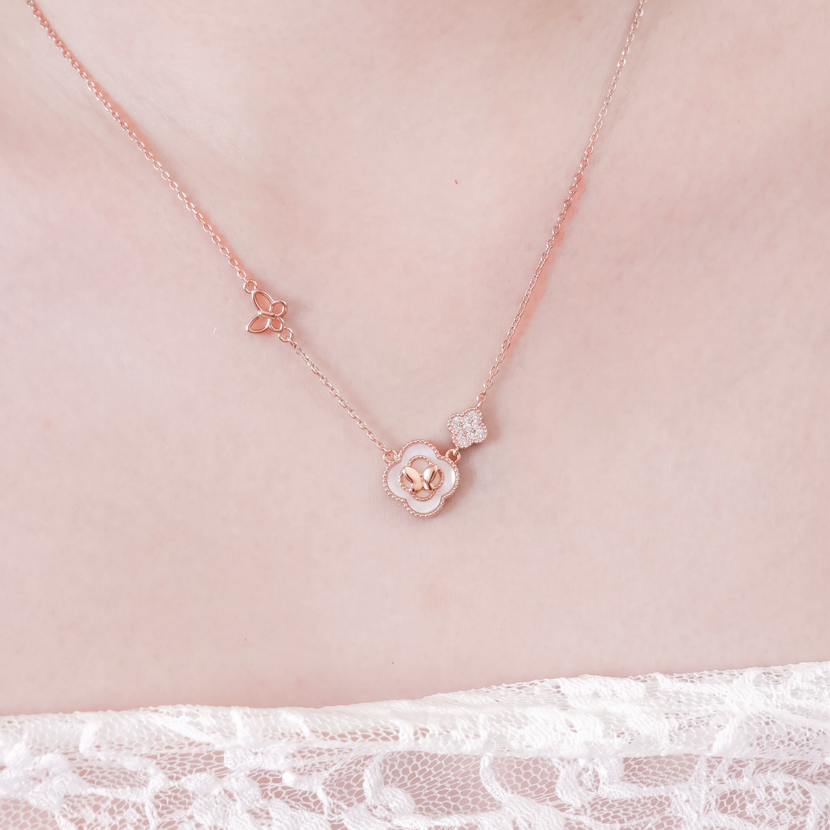 Midori women's silver necklace, plated with 18K rose gold, embodies a sense of luck and radiant freedom