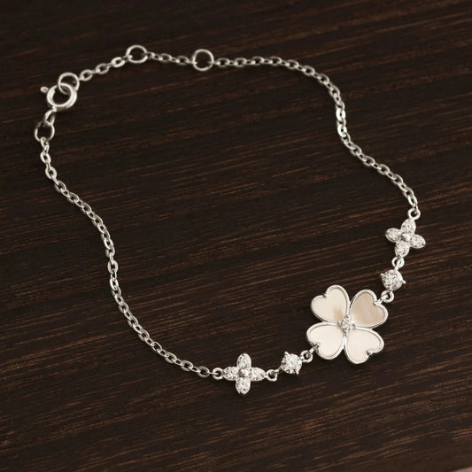 925 Sterling Silver Four-Leaf Clover Heart Bracelet with Mother-of-Pearl - VYB75
