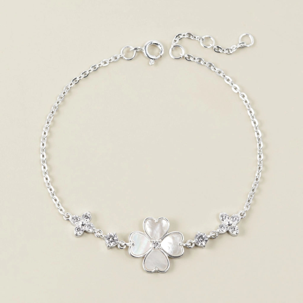 925 Sterling Silver Four-Leaf Clover Heart Bracelet with Mother-of-Pearl - VYB75